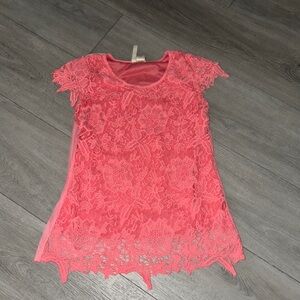 38. Simple Irresistible pink lace top medium
